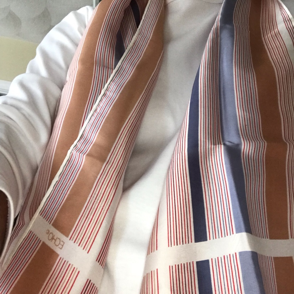 Vintage Echo silky scarf 52 inches long